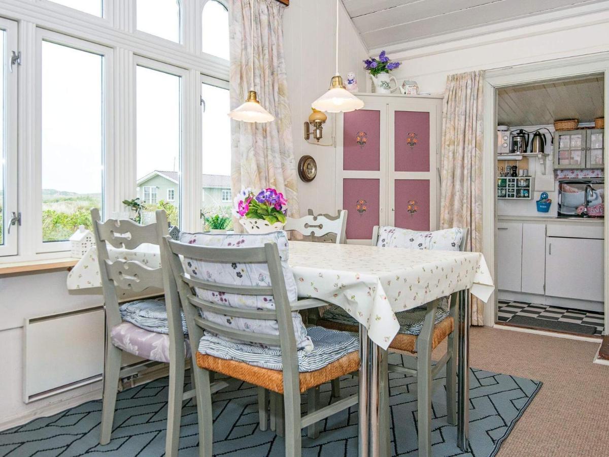 4 Person Holiday Home In R M Lakolk Экстерьер фото